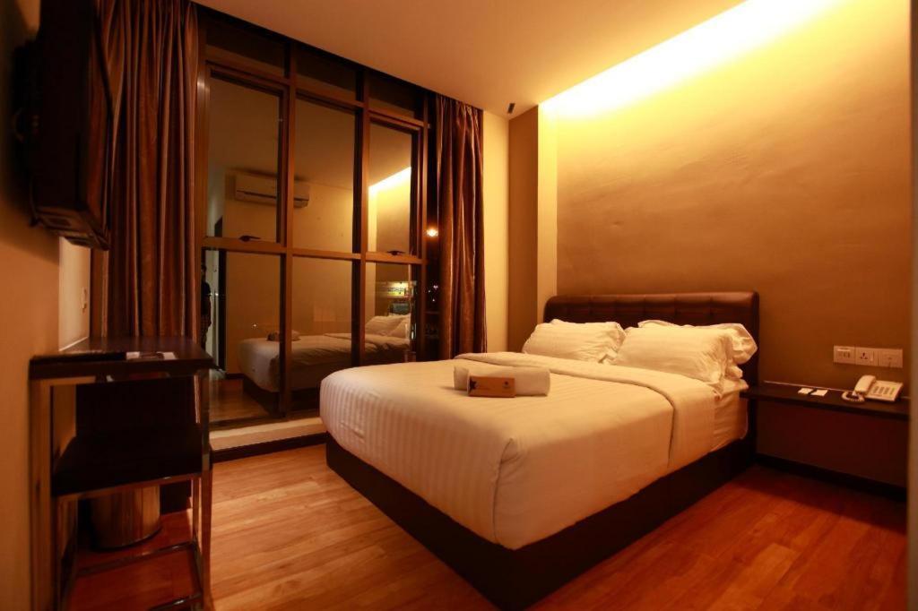 Starz Hotel Kluang Bagian luar foto