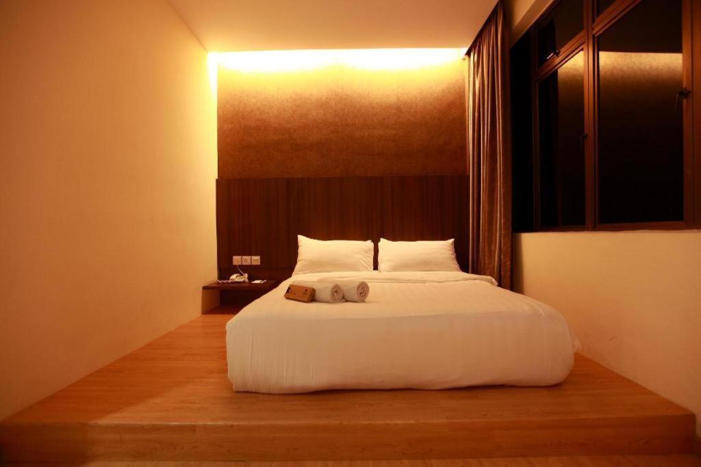 Starz Hotel Kluang Bagian luar foto