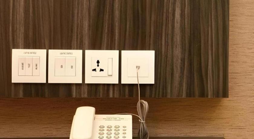 Starz Hotel Kluang Bagian luar foto
