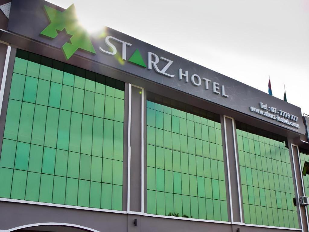 Starz Hotel Kluang Bagian luar foto