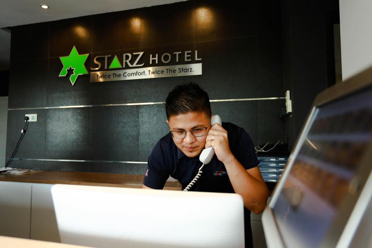 Starz Hotel Kluang Bagian luar foto